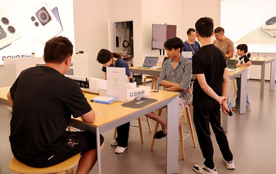 鳳崗“以舊換新”火熱進行，數碼產品市場供需兩旺